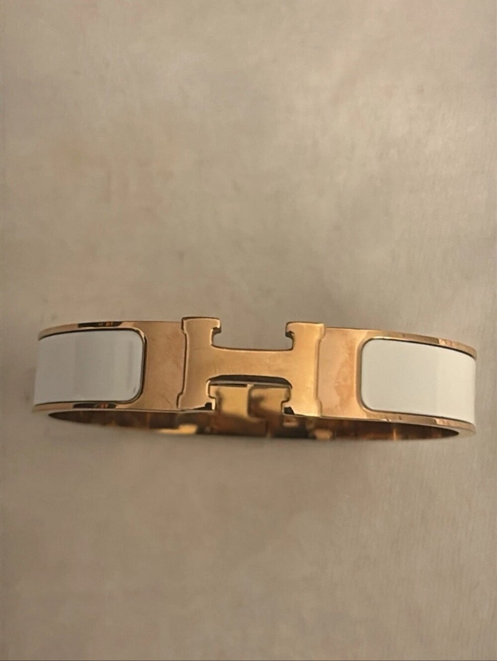 Hermès Clic H bracelet rose gold white enamel pre owned whit out box